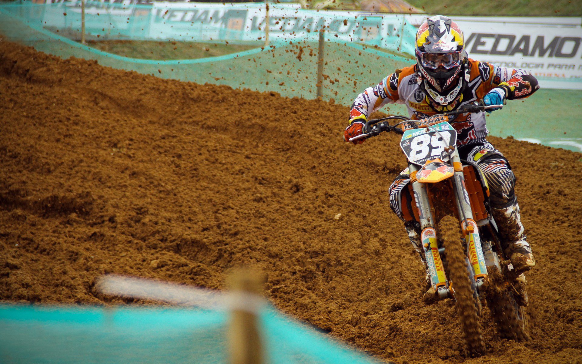 篮网助教带队进行战术实地演练效果良好，篮网助教练是谁